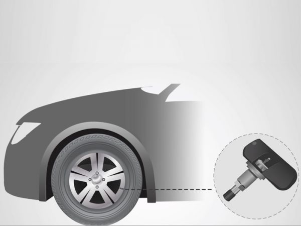 Sử dụng cảm biến đo áp suất lốp icar tn602 trên bánh xe oto