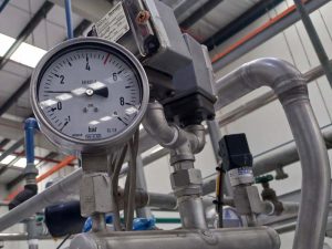 Đồng hồ đo áp suất là gì ? Pressure gauge là gì ! Báo giá 4 Đồng hồ đo áp suất không dầu chịu nhiệt độ 200 oC