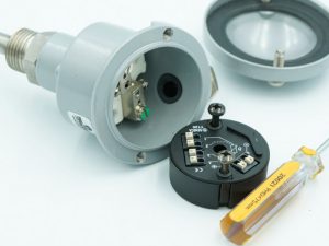 Thiết bị chuyển đổi nhiệt độ t120 hãng seneca