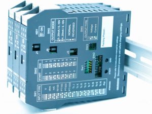 Lắp đặt bộ chuyển đổi tín hiệu ntc trên din rail tủ điện